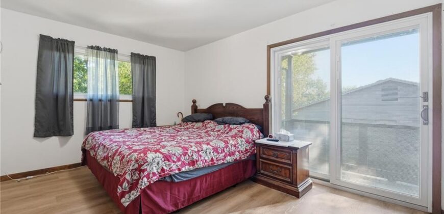 1700 NE 67th Place, Gladstone, MO 64118