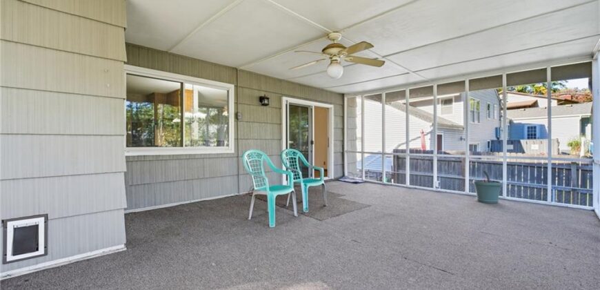 1700 NE 67th Place, Gladstone, MO 64118