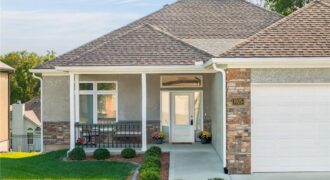 1925 Carter Court, Liberty, MO 64068