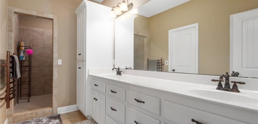 6931 N Denver Avenue, Kansas City, MO 64119