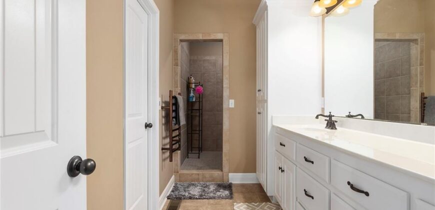 6931 N Denver Avenue, Kansas City, MO 64119
