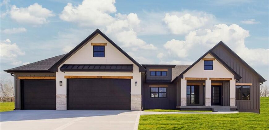 2313 Larkspur Lane, Kearney, MO 64060