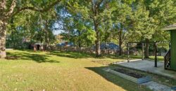 700 NE 55TH Street, Kansas City, MO 64118