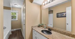 700 NE 55TH Street, Kansas City, MO 64118