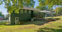 700 NE 55TH Street, Kansas City, MO 64118