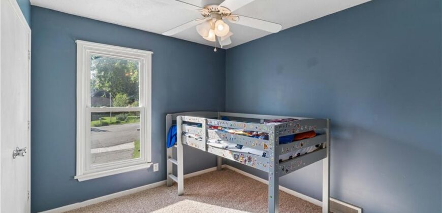 700 NE 55TH Street, Kansas City, MO 64118