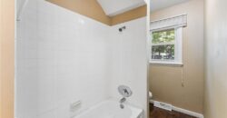 700 NE 55TH Street, Kansas City, MO 64118