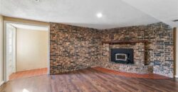 700 NE 55TH Street, Kansas City, MO 64118