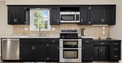 8148 NW Twin Oaks Drive, Kansas City, MO 64151