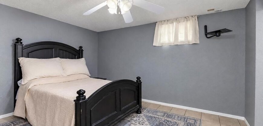 8148 NW Twin Oaks Drive, Kansas City, MO 64151
