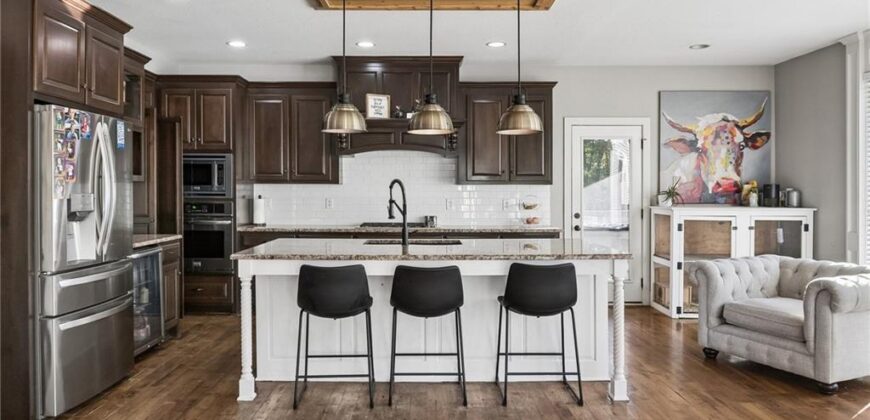 13017 Kelli Drive, Kearney, MO 64060