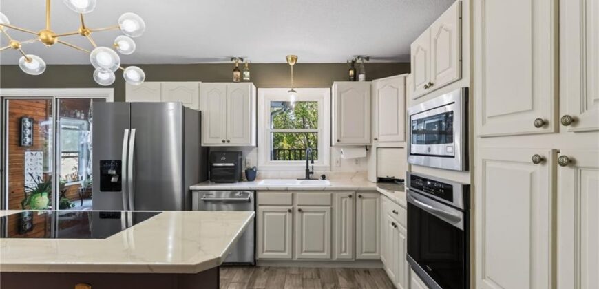115 S Titus Avenue, Excelsior Springs, MO 64024