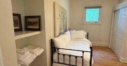 6 W 12th Street, Parkville, MO 64152