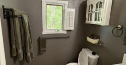 6 W 12th Street, Parkville, MO 64152