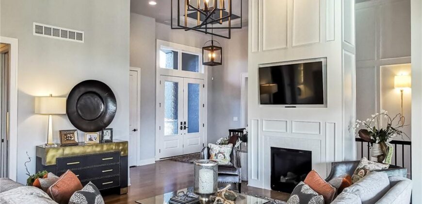 10514 N Olive Court, Kansas City, MO 64155