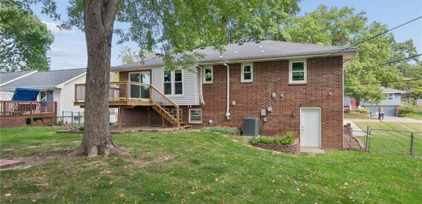 7 NE 80th Street, Kansas City, MO 64118