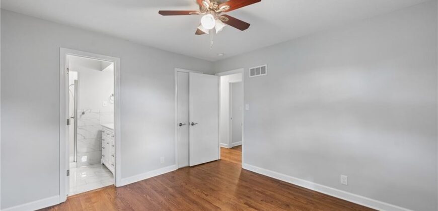 7 NE 80th Street, Kansas City, MO 64118