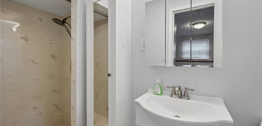 7 NE 80th Street, Kansas City, MO 64118