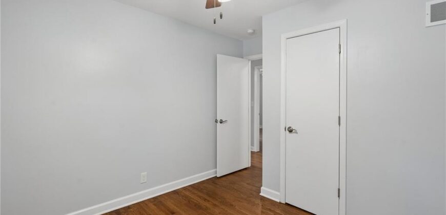 7 NE 80th Street, Kansas City, MO 64118