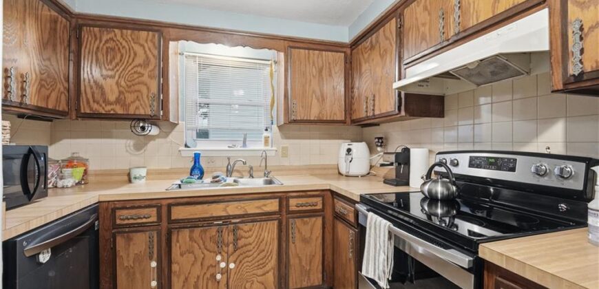 7415 NW 80th Terrace, Kansas City, MO 64152