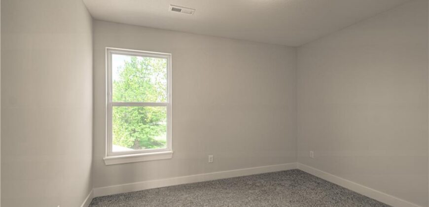1105 Halle Drive, Kearney, MO 64060