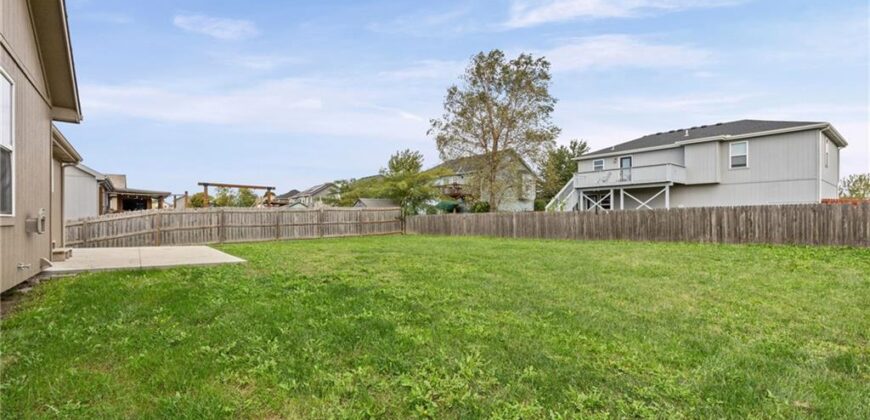 502 193rd Street, Smithville, MO 64089