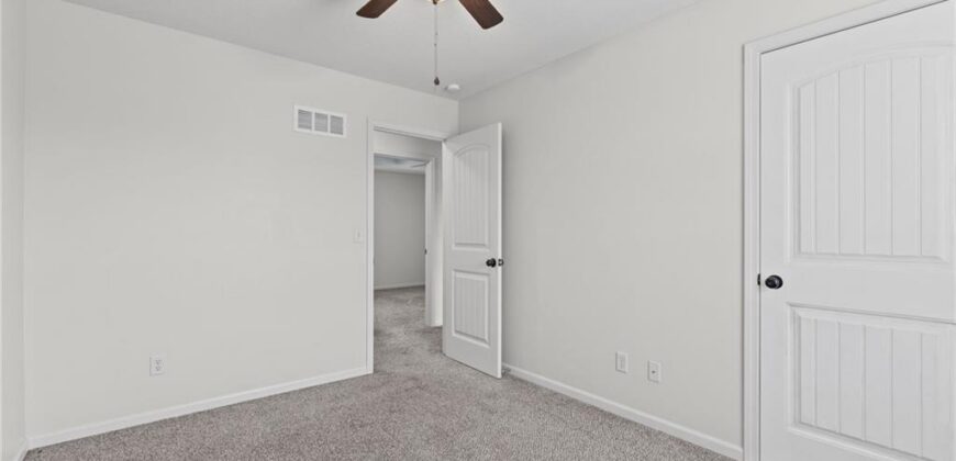 502 193rd Street, Smithville, MO 64089