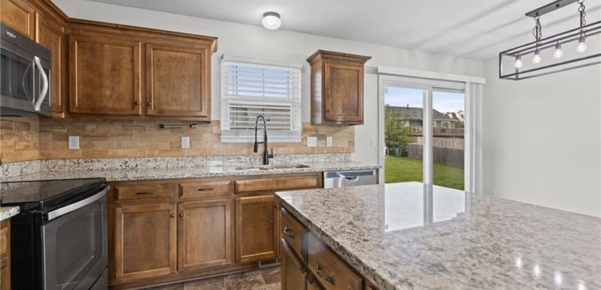 502 193rd Street, Smithville, MO 64089