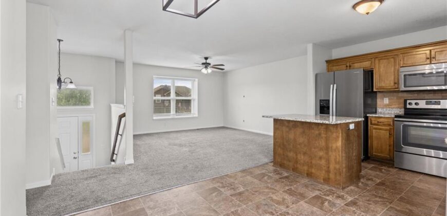 502 193rd Street, Smithville, MO 64089