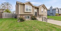 502 193rd Street, Smithville, MO 64089