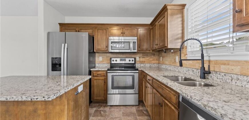 502 193rd Street, Smithville, MO 64089