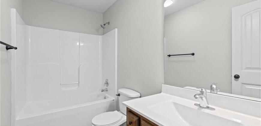 502 193rd Street, Smithville, MO 64089