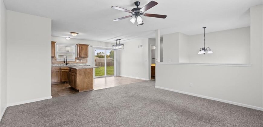 502 193rd Street, Smithville, MO 64089