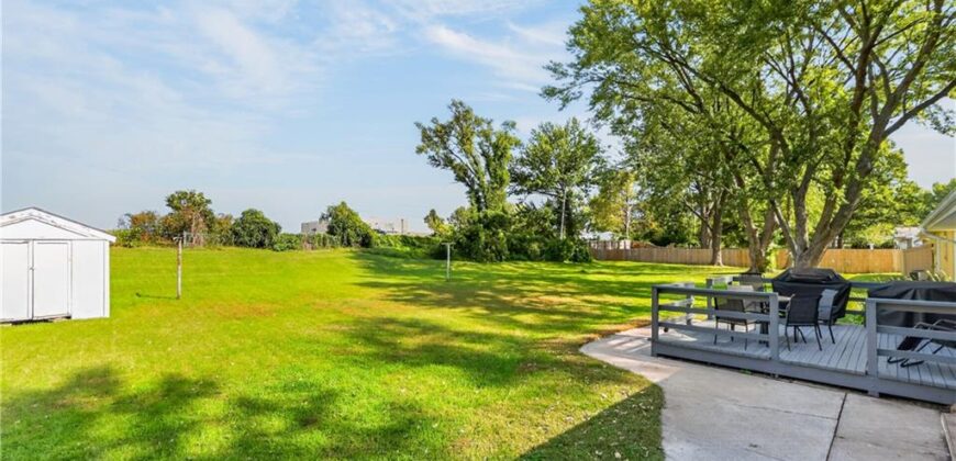 114 W 8th Street, Kearney, MO 64060