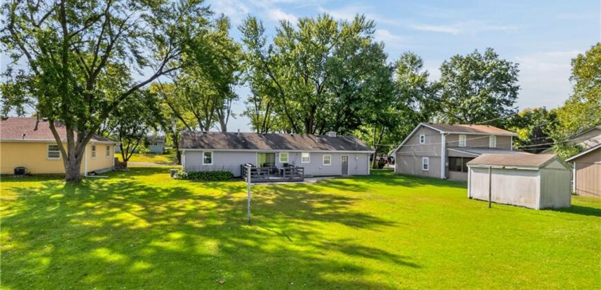 114 W 8th Street, Kearney, MO 64060