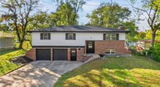 11144 N Kenwood Avenue, Kansas City, MO 64155