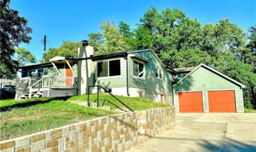 4833 N Winchester Street, Kansas City, MO 64119