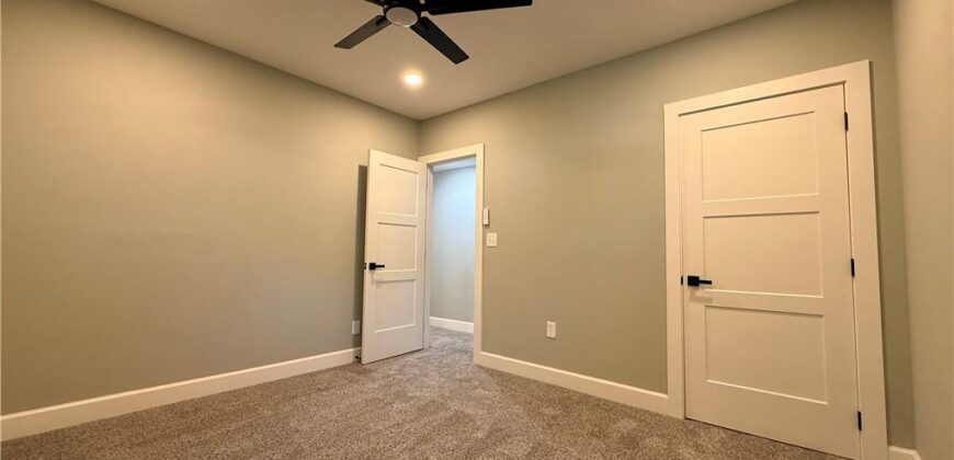 4833 N Winchester Street, Kansas City, MO 64119
