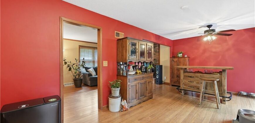 8024 NW Cadwallader Road, Kansas City, MO 64152