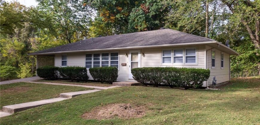 5444 N Cypress Avenue, Kansas City, MO 64119