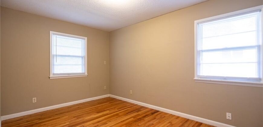 5444 N Cypress Avenue, Kansas City, MO 64119