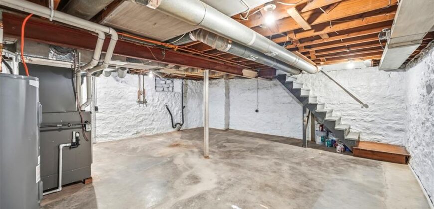 5416 NE Circle Drive, Kansas City, MO 64119