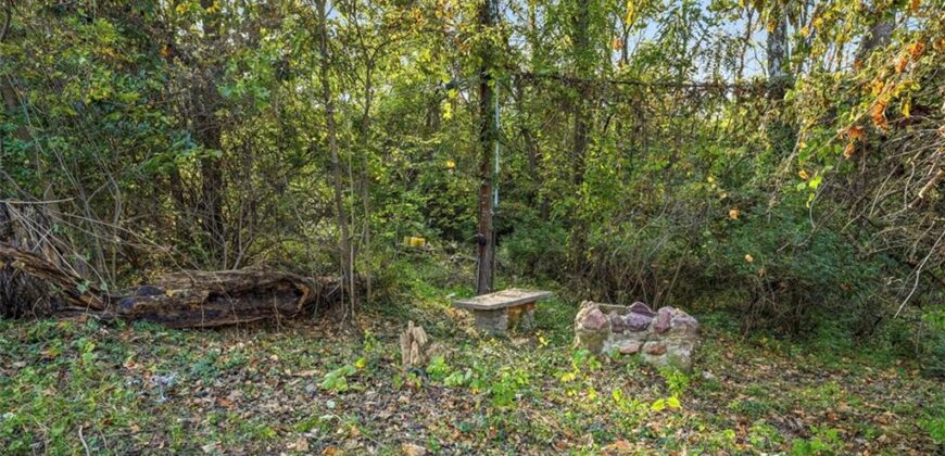 5416 NE Circle Drive, Kansas City, MO 64119