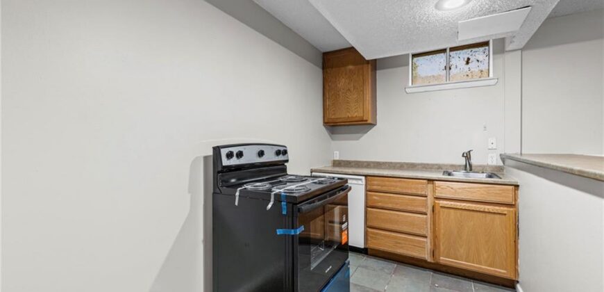 315 Shannon Avenue, Smithville, MO 64089