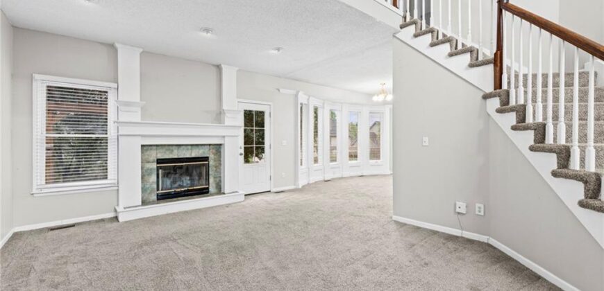 315 Shannon Avenue, Smithville, MO 64089