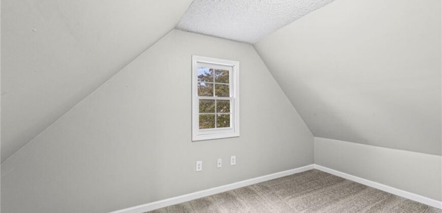 315 Shannon Avenue, Smithville, MO 64089