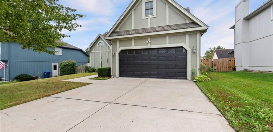 315 Shannon Avenue, Smithville, MO 64089