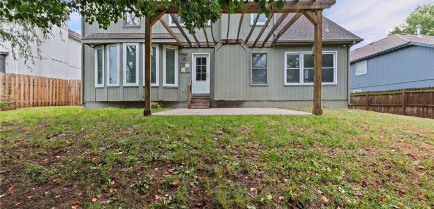 315 Shannon Avenue, Smithville, MO 64089