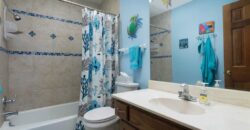 719 White Oak Lane, Gladstone, MO 64116