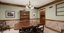 719 White Oak Lane, Gladstone, MO 64116